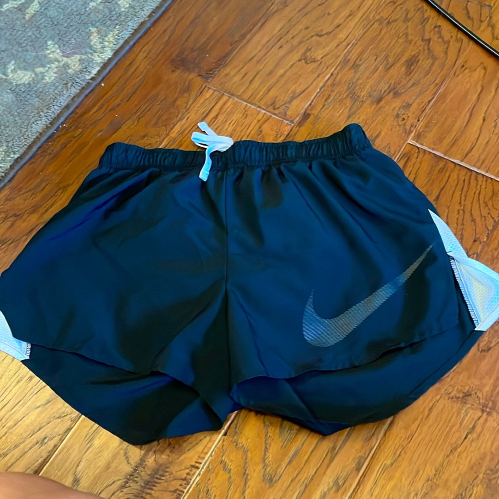 Nike Shorts Small